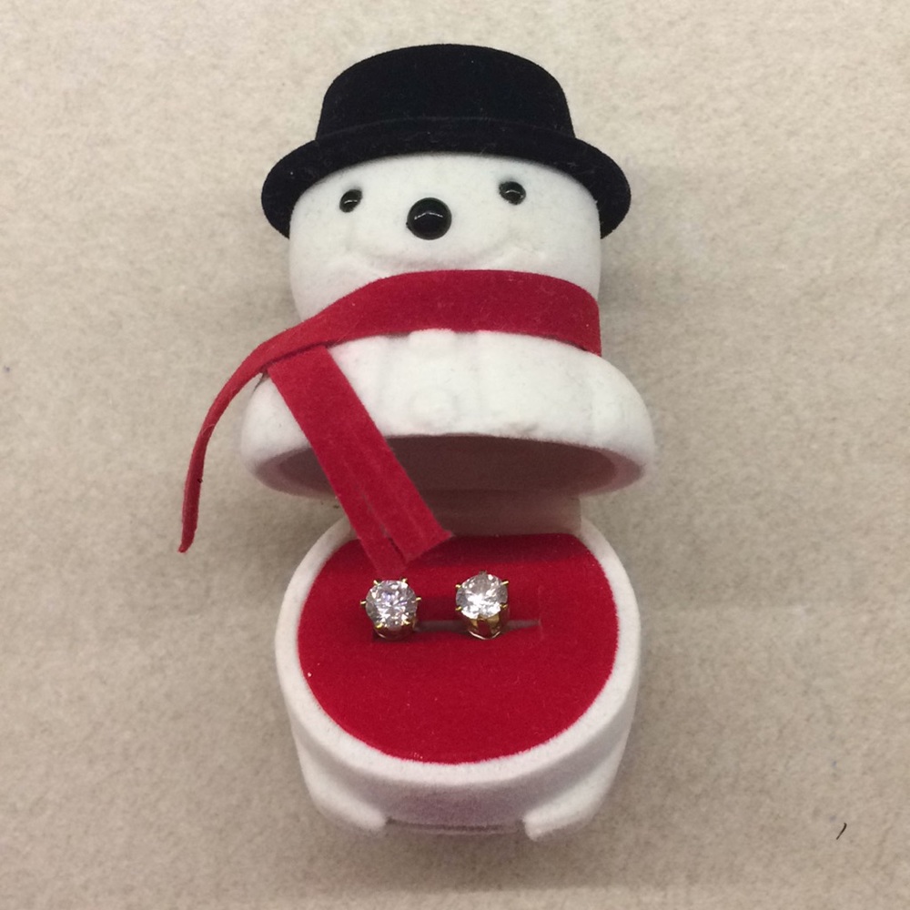 NWOT Cubic Zirconia Stud Earrings